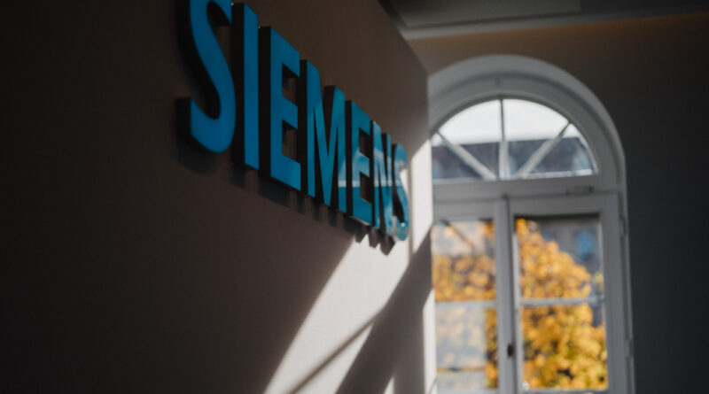Siemens Aktie Prognose 2026 Vergleich Schneider Electric